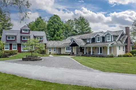 64 Needle Leaf Lane Stowe VT 05672
