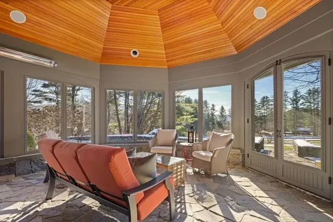 64 Needle Leaf Lane Stowe VT 05672