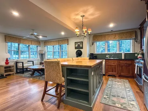 64 Needle Leaf Lane Stowe VT 05672