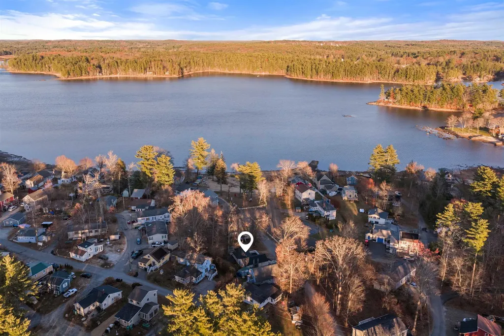 120 Chases Grove Road Derry NH 03038