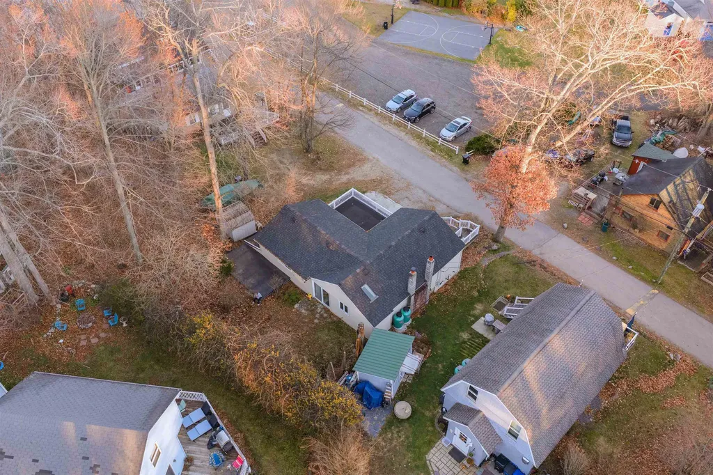 120 Chases Grove Road Derry NH 03038