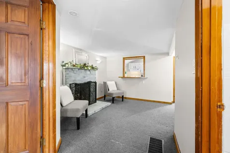 120 Chases Grove Road Derry NH 03038