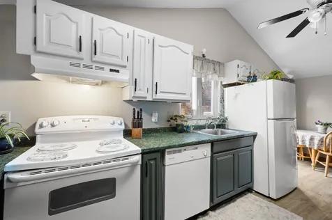 120 Chases Grove Road Derry NH 03038