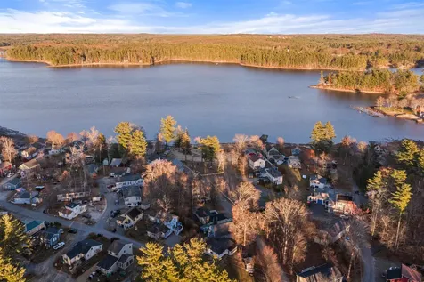 120 Chases Grove Road Derry NH 03038