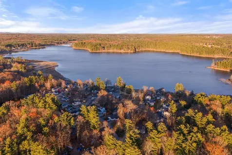 120 Chases Grove Road Derry NH 03038