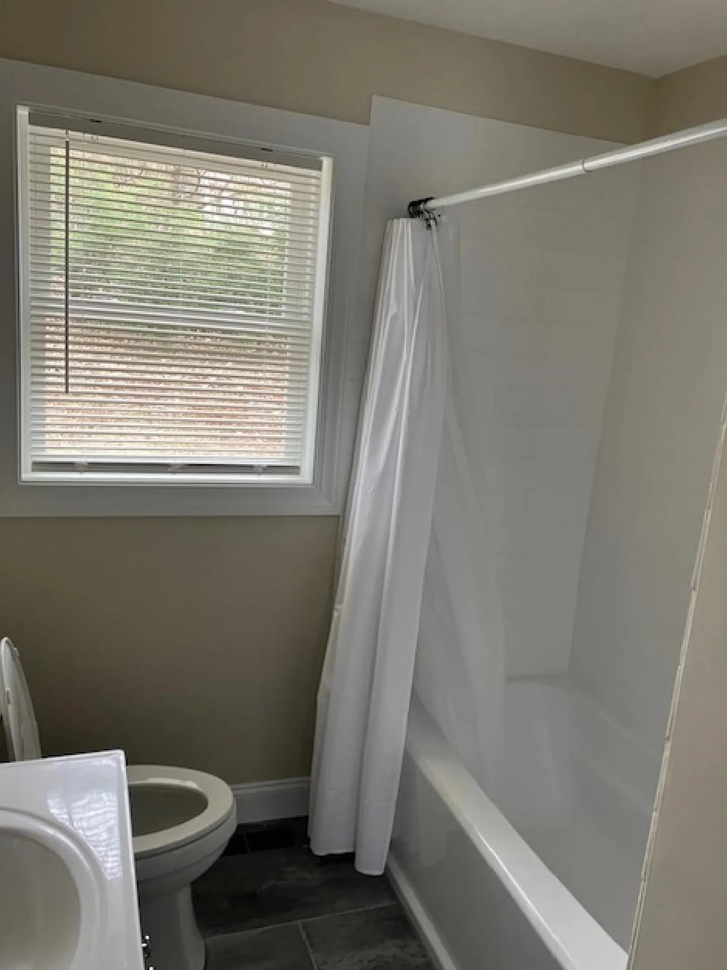 13 Bullard Street Hartford VT 05001