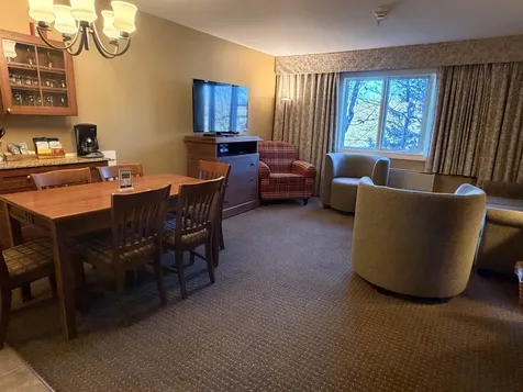 204/206 Qtr 2 Grand Summit Way Dover VT 05356