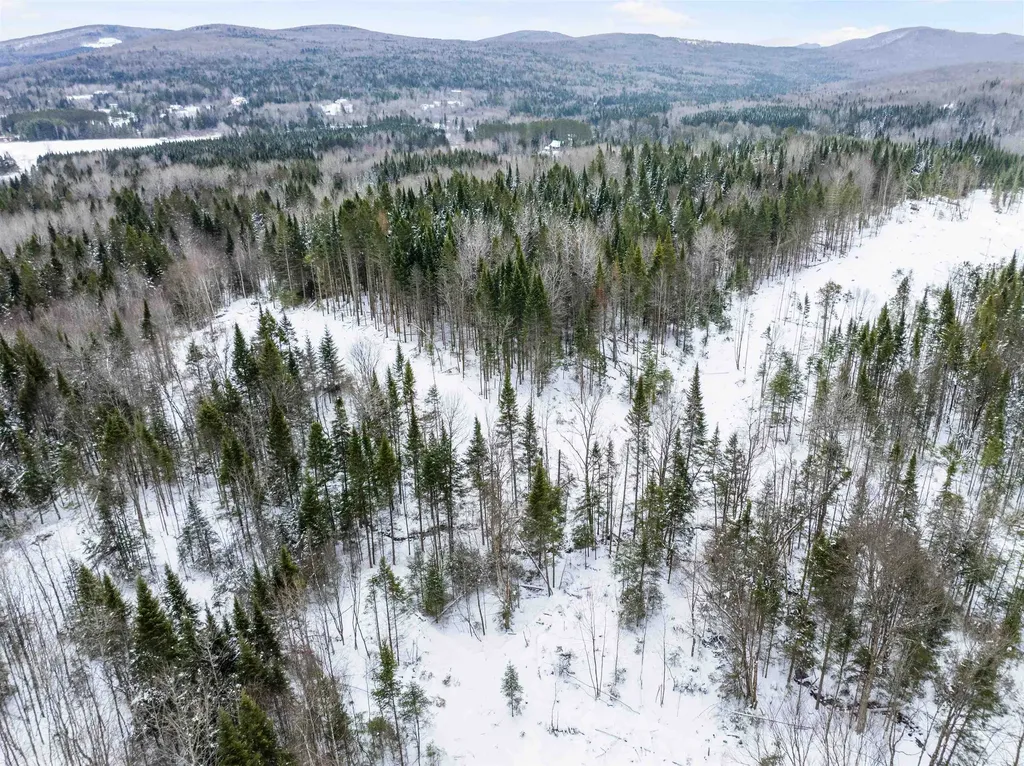 5626 Vt Route 114 Canaan VT 05903