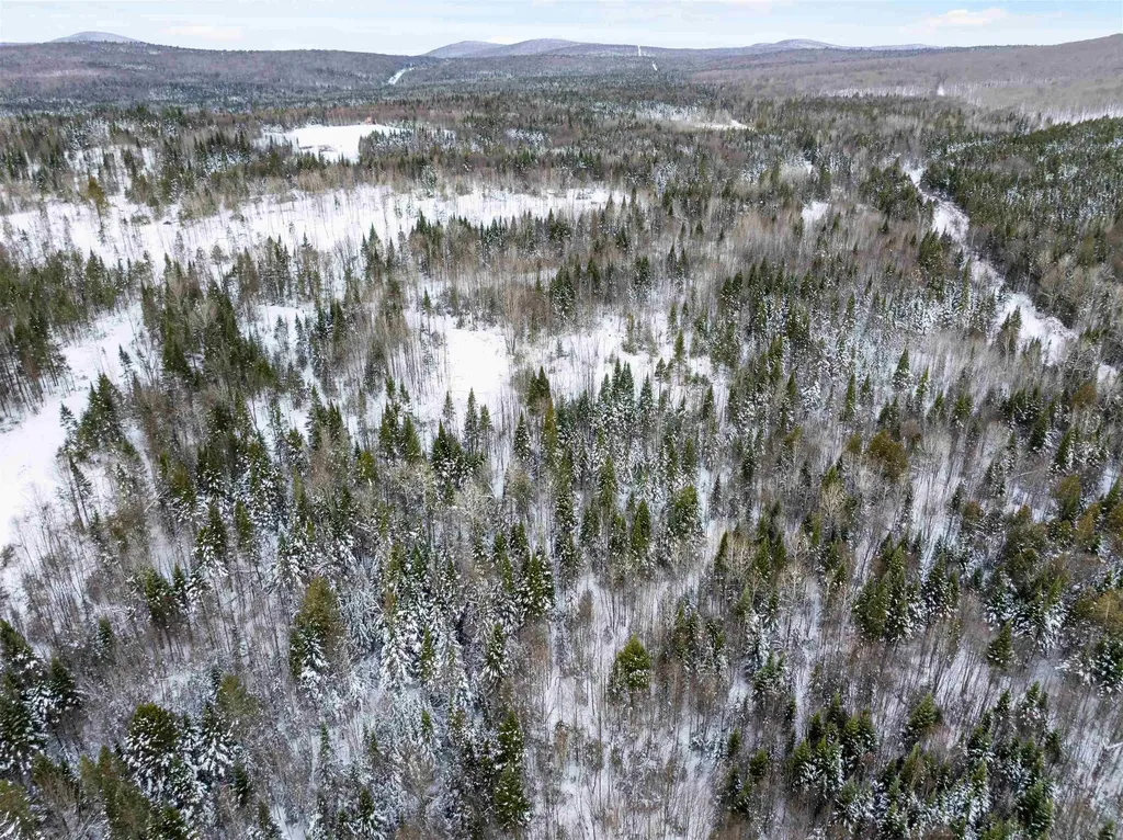 5626 Vt Route 114 Canaan VT 05903