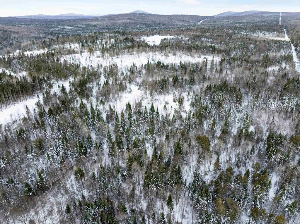 5626 Vt Route 114 Canaan VT 05903