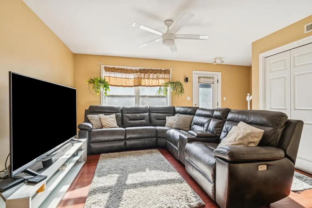 15 Harlow Hill Randolph VT 05060