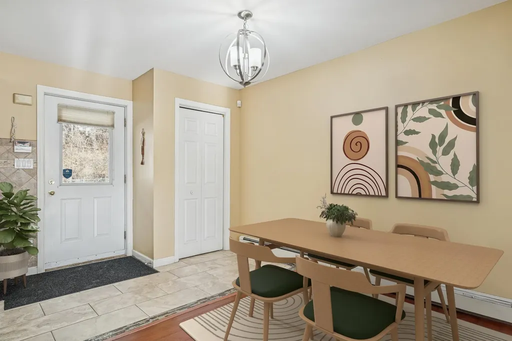 15 Harlow Hill Randolph VT 05060