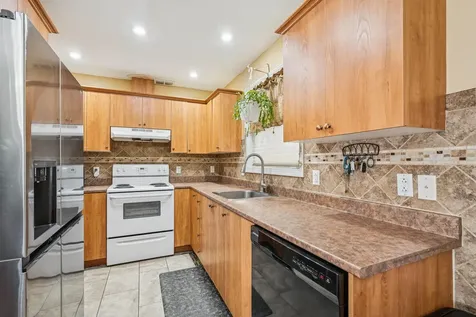 15 Harlow Hill Randolph VT 05060