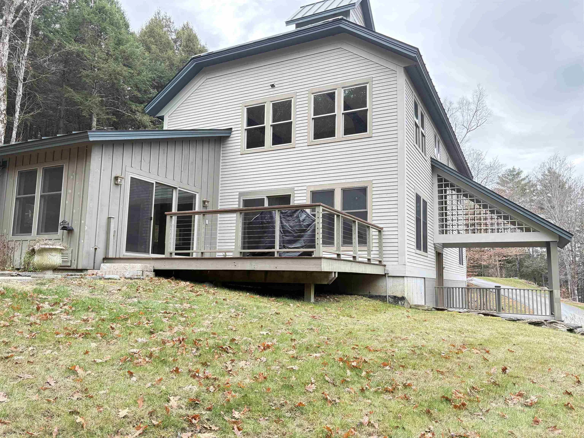 Hartford VT, 255 Robert Frost Lane