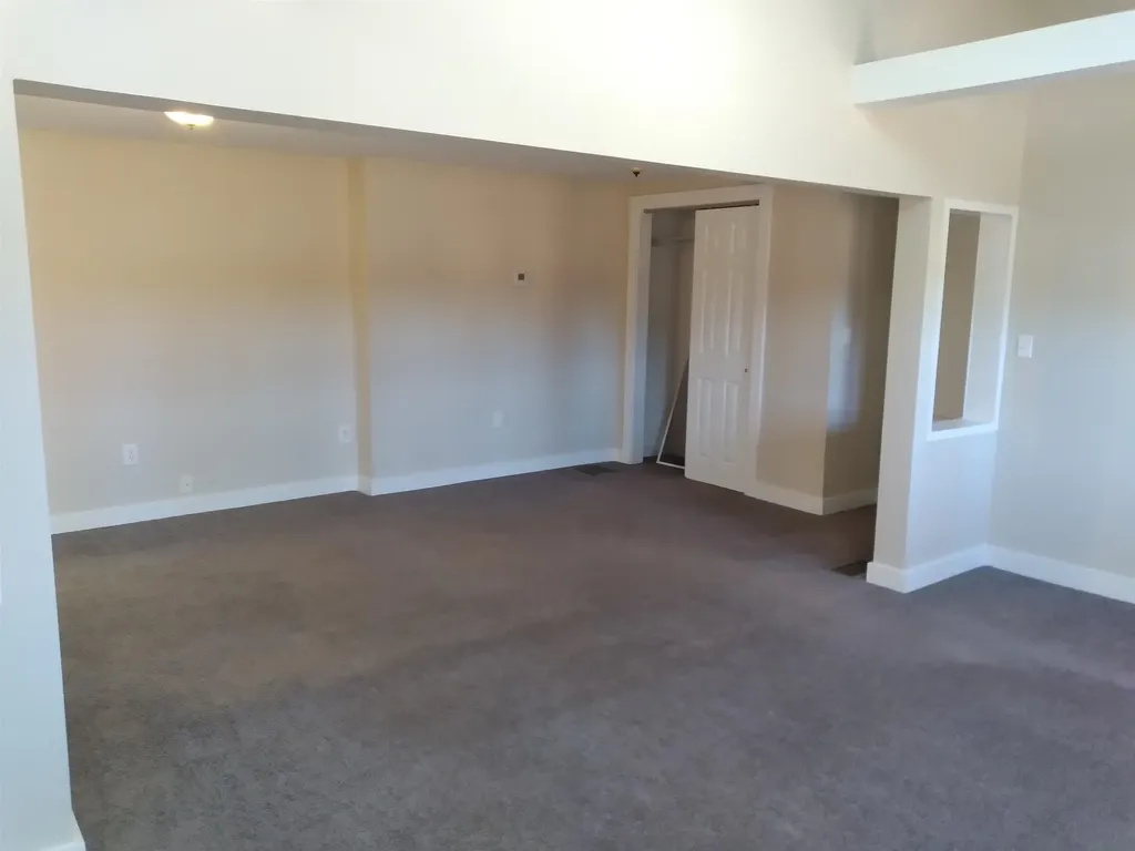 94 Old Richmond Road Swanzey NH 03446