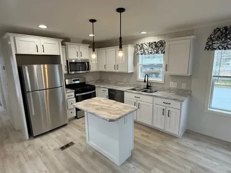 10 Courtesy Avenue Belmont NH 03220