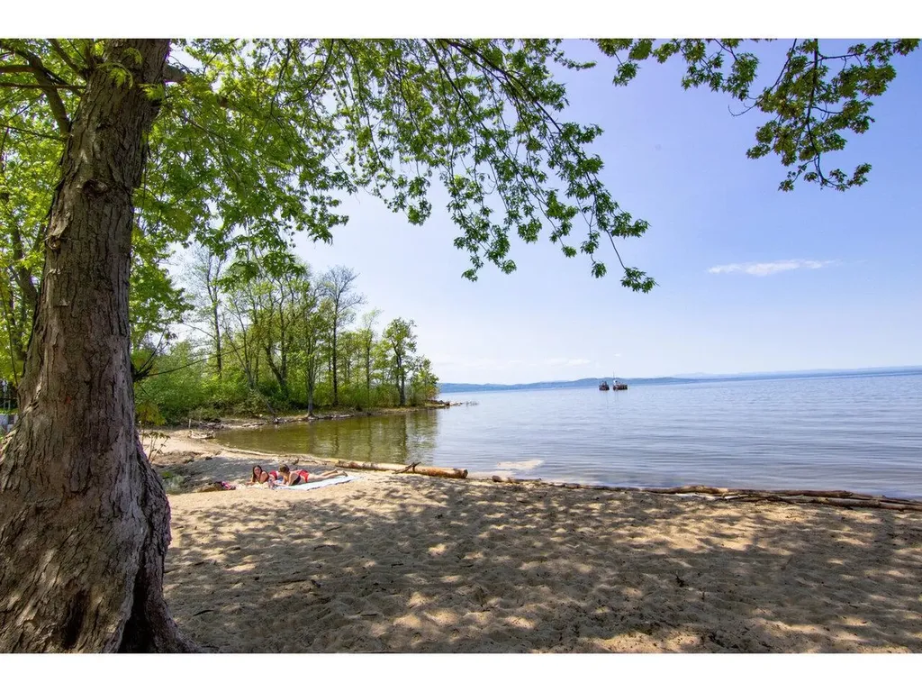 230 North Street Burlington VT 05401