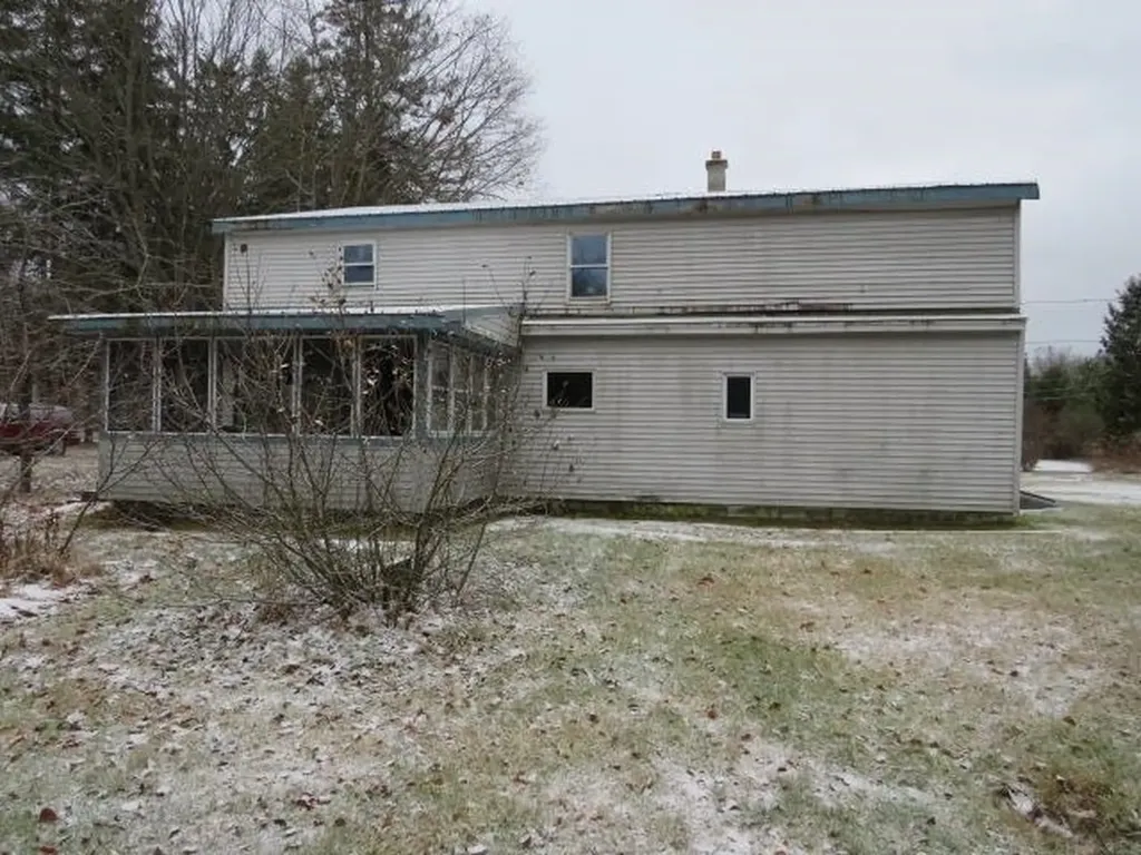 27 Chalet Loop Road Berlin NH 03570