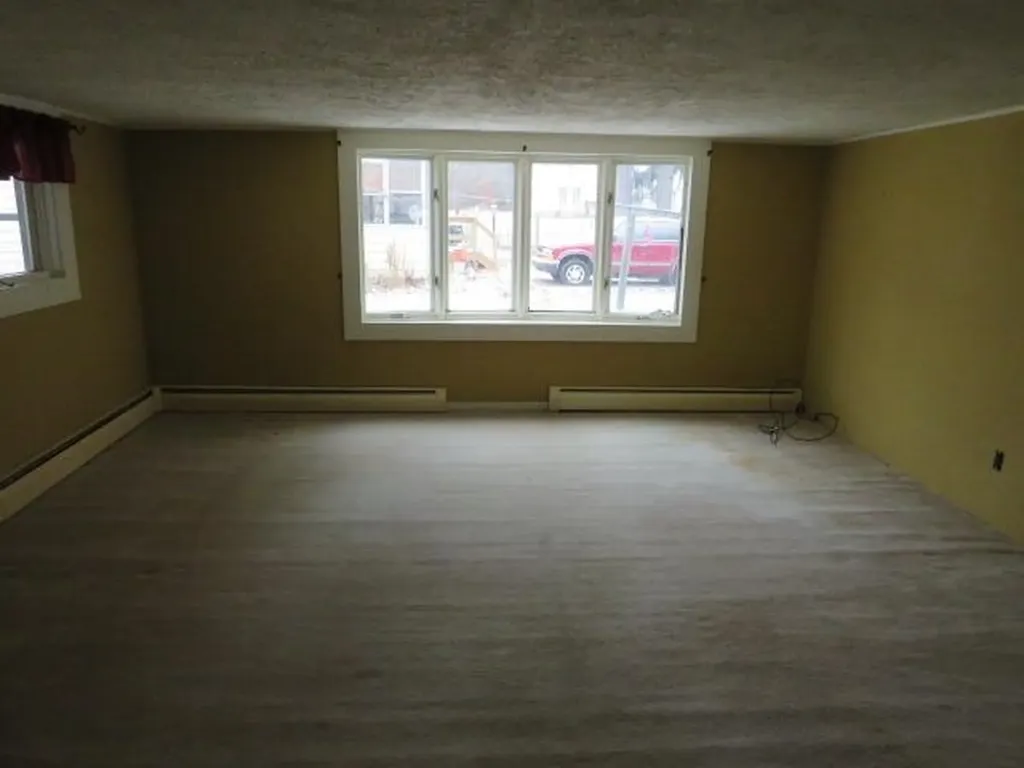 27 Chalet Loop Road Berlin NH 03570