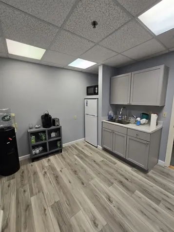 50 Nashua Road Londonderry NH 03053