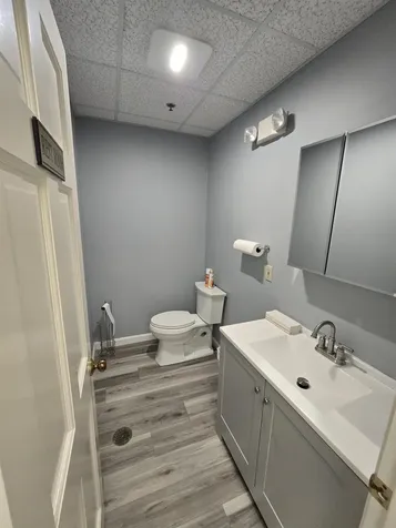 50 Nashua Road Londonderry NH 03053