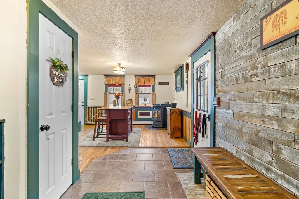 9 Weeping Willow Drive Rochester NH 03867