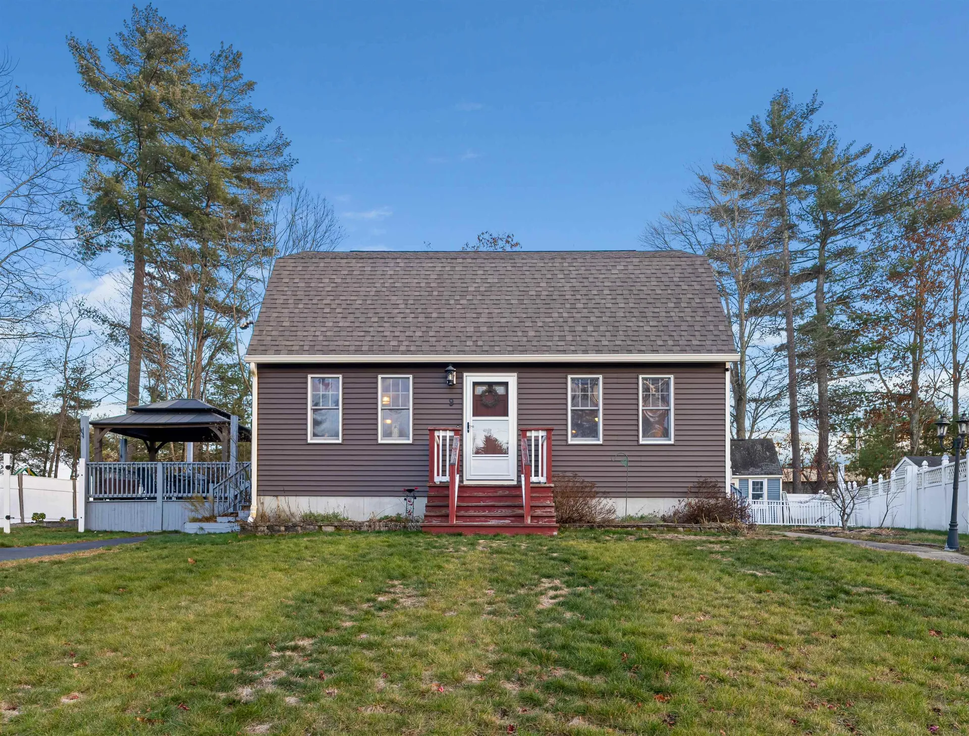 9 Weeping Willow Drive Rochester NH 03867
