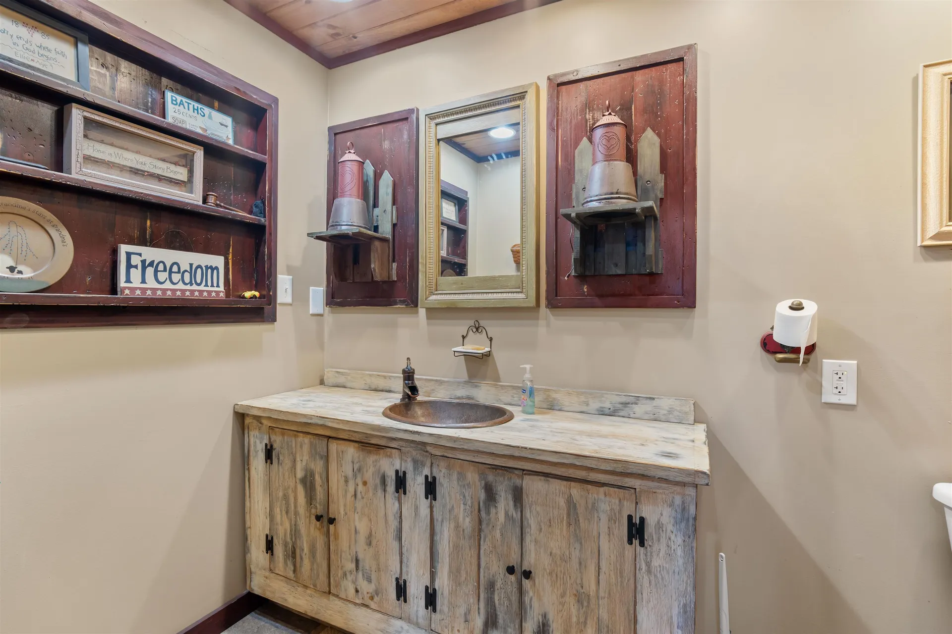 9 Weeping Willow Drive Rochester NH 03867