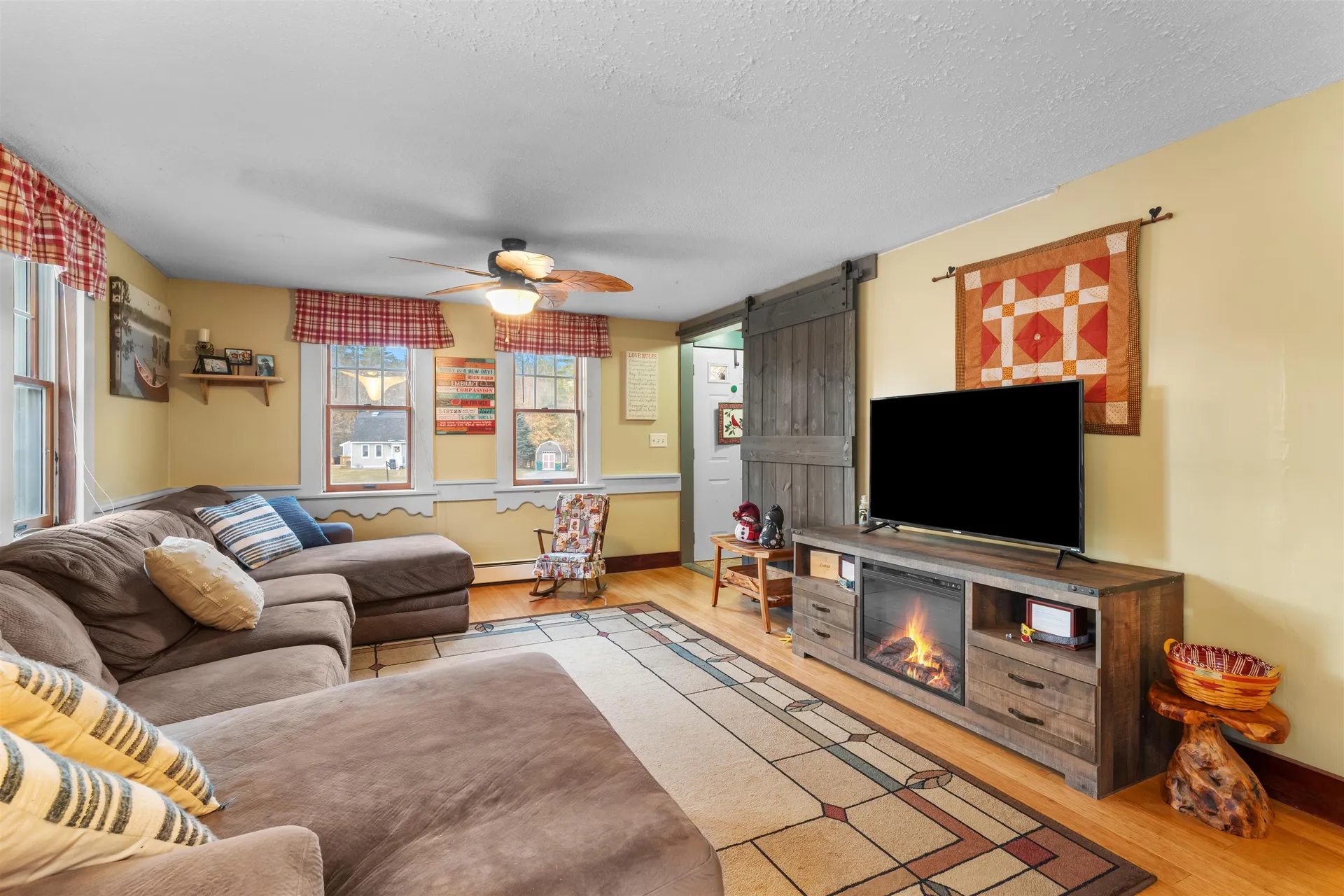 9 Weeping Willow Drive Rochester NH 03867