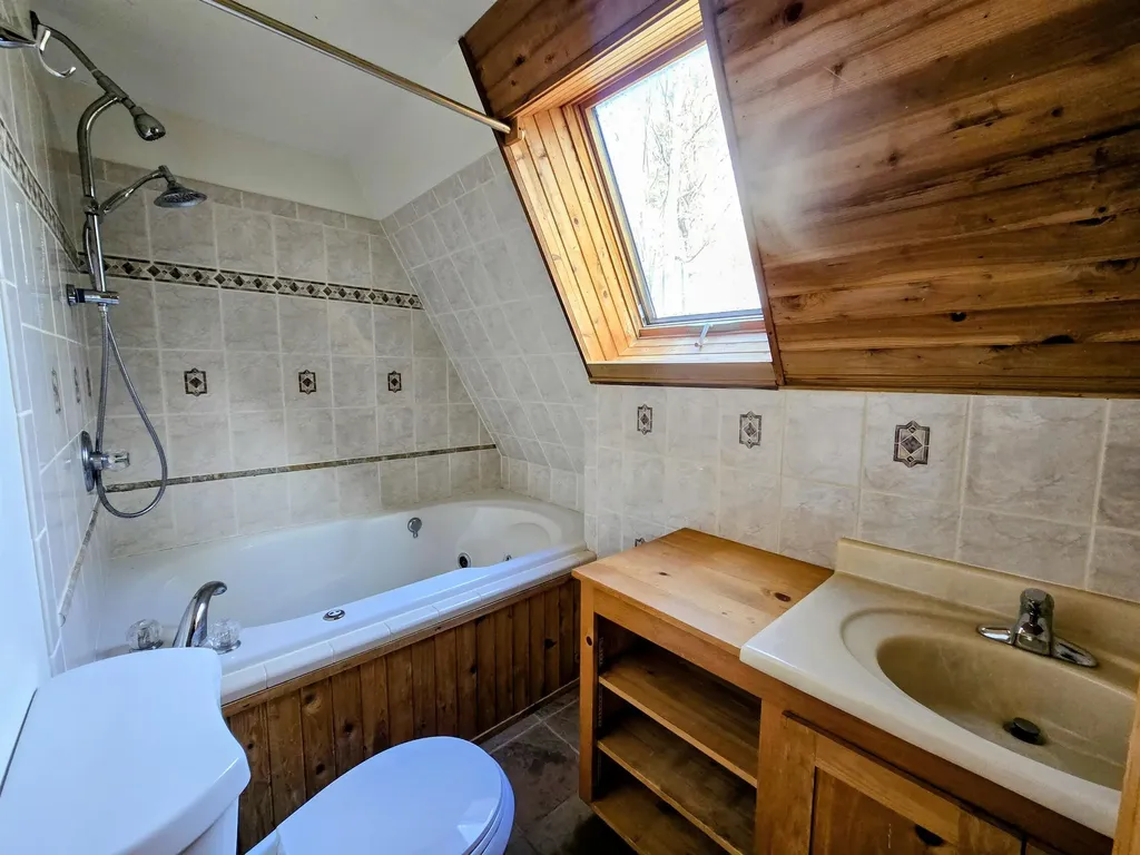 5 Windgate Terrace Haverhill NH 03785