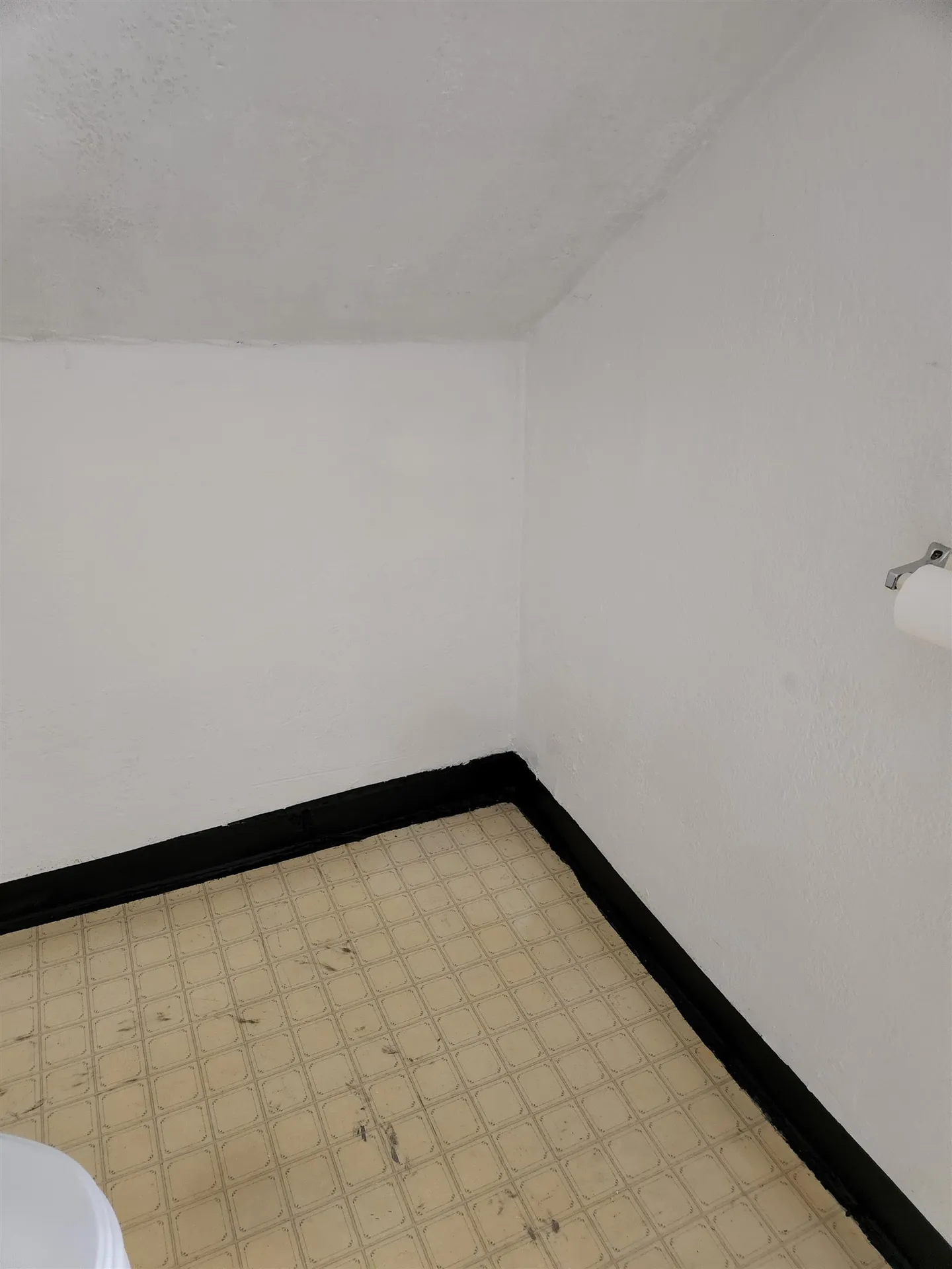 14 Preston Street Hillsborough NH 03244