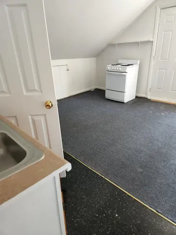 14 Preston Street Hillsborough NH 03244