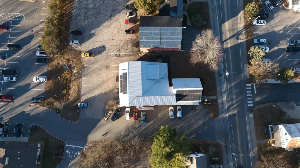 24 Pleasant Street Conway NH 03818