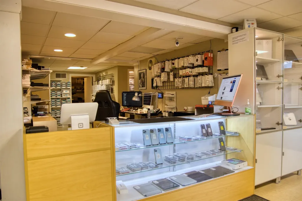 24 Pleasant Street Conway NH 03818