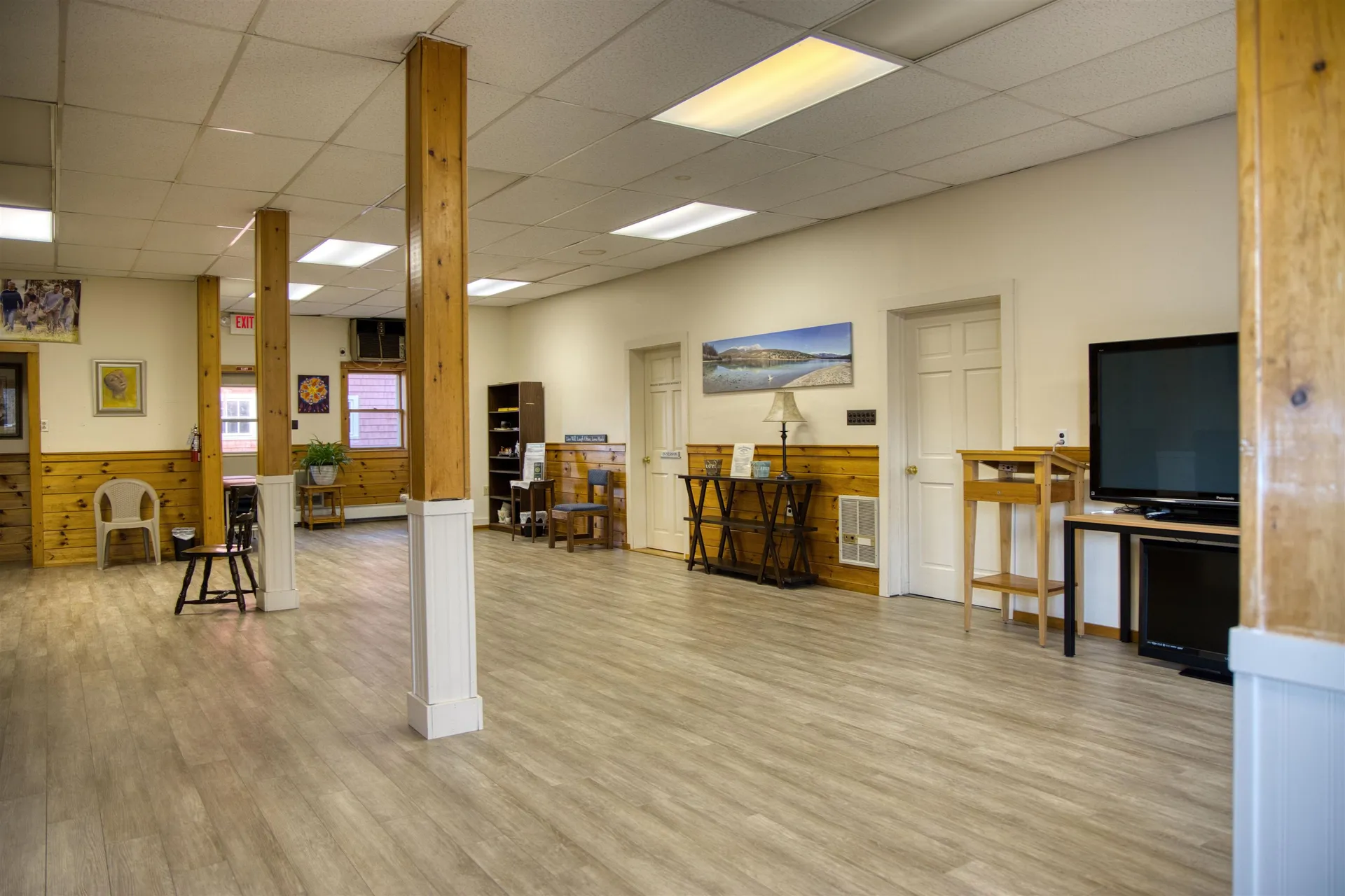 24 Pleasant Street Conway NH 03818