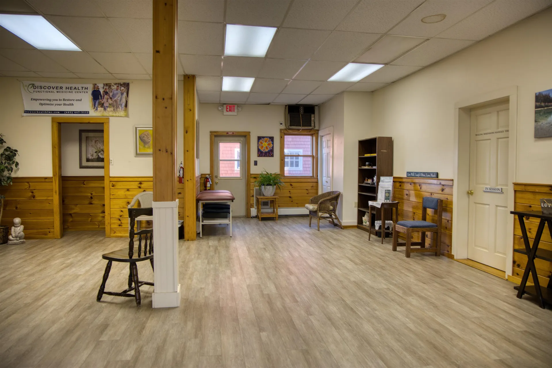 24 Pleasant Street Conway NH 03818