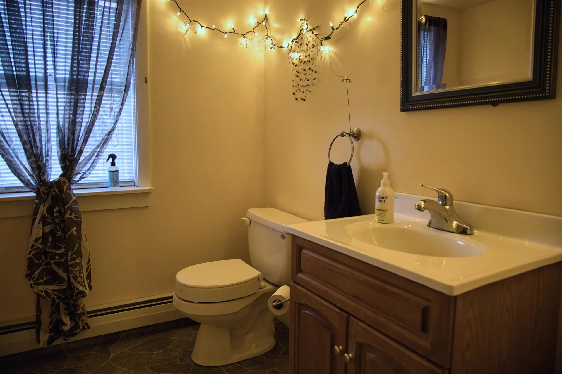 24 Pleasant Street Conway NH 03818