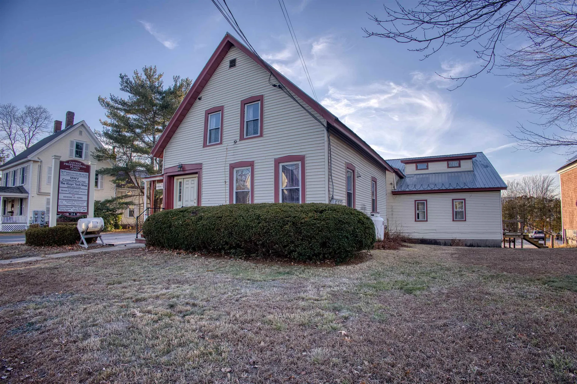 24 Pleasant Street Conway NH 03818