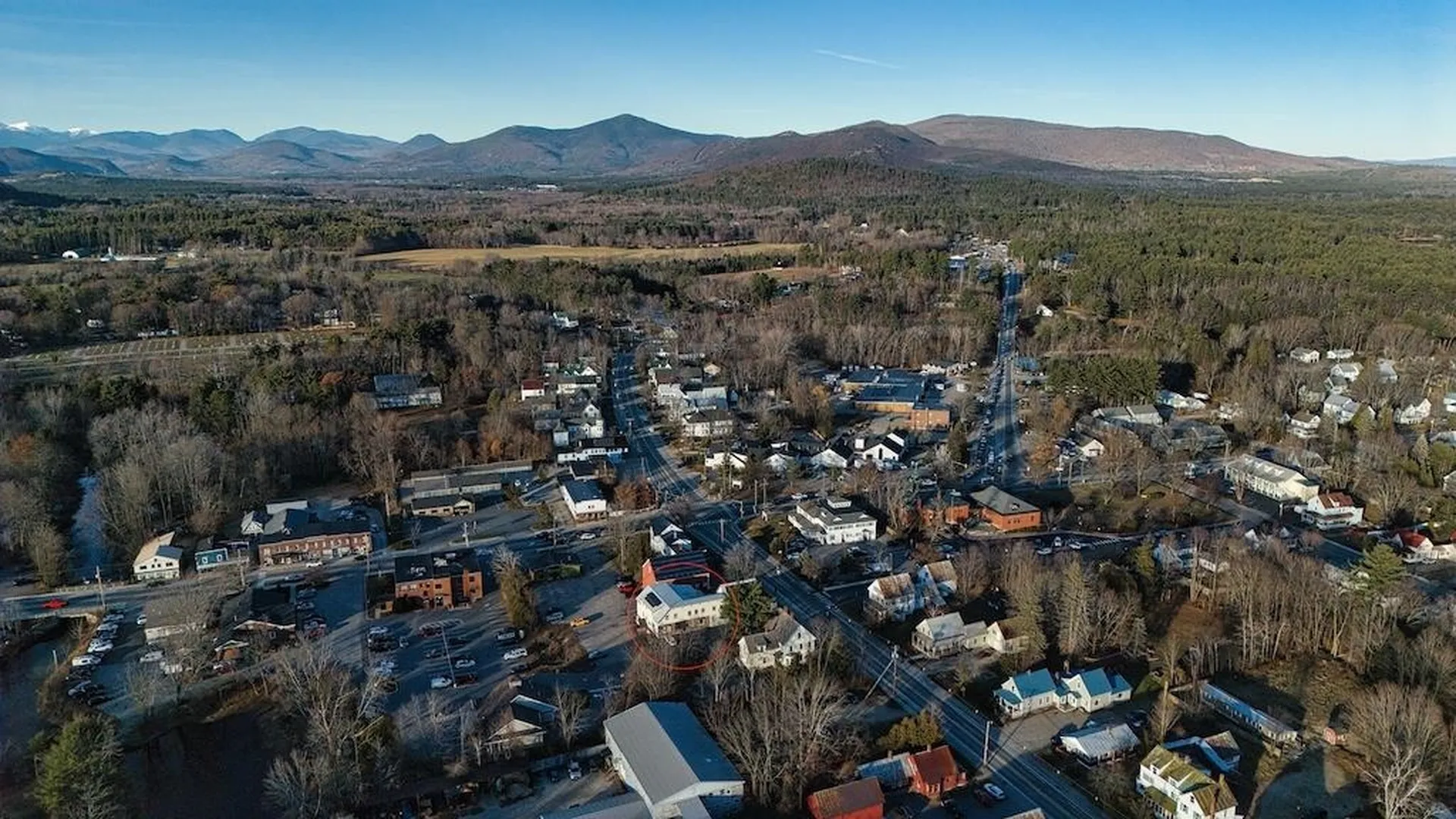 24 Pleasant Street Conway NH 03818