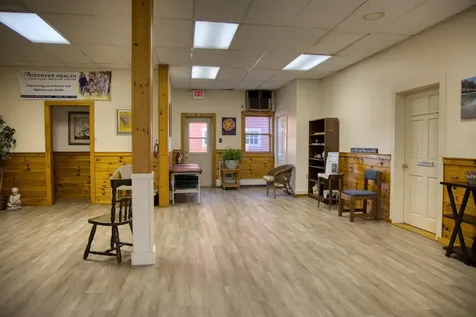 24 Pleasant Street Conway NH 03818