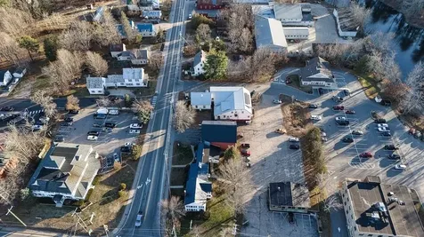 24 Pleasant Street Conway NH 03818