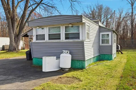 22 Longmeadow Drive Concord NH 03301