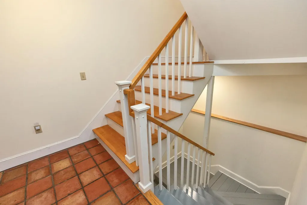 6 Mottau Drive Lyndeborough NH 03082