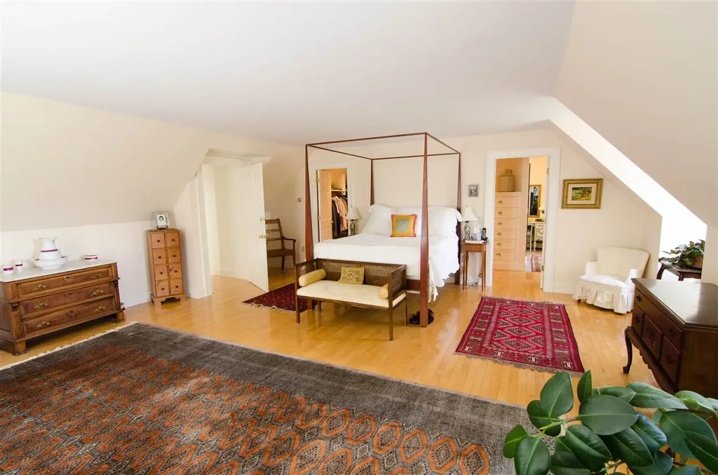 6 Mottau Drive Lyndeborough NH 03082