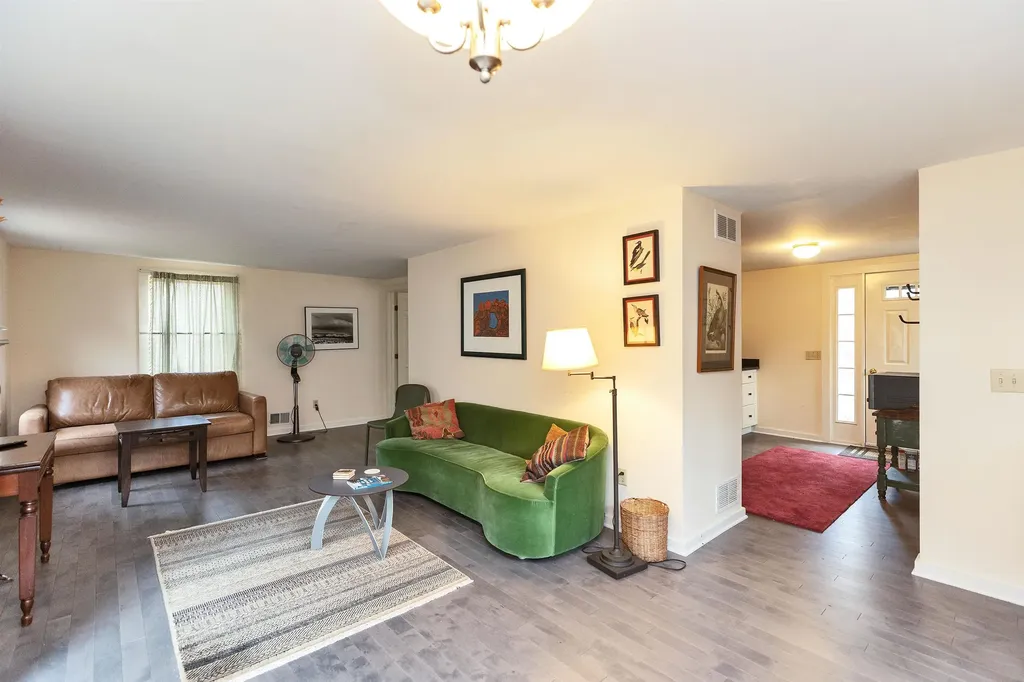 6 Mottau Drive Lyndeborough NH 03082