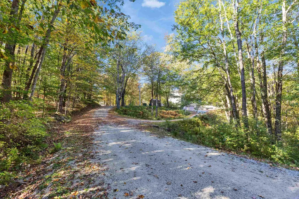 6 Mottau Drive Lyndeborough NH 03082