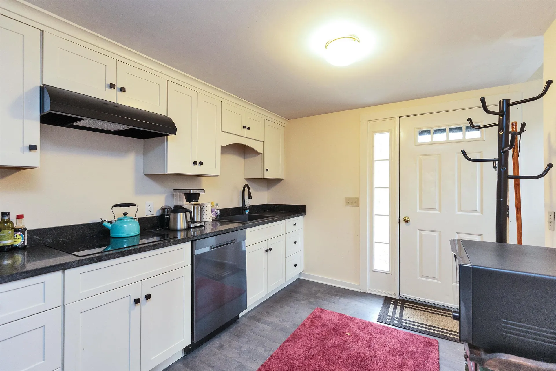 6 Mottau Drive Lyndeborough NH 03082