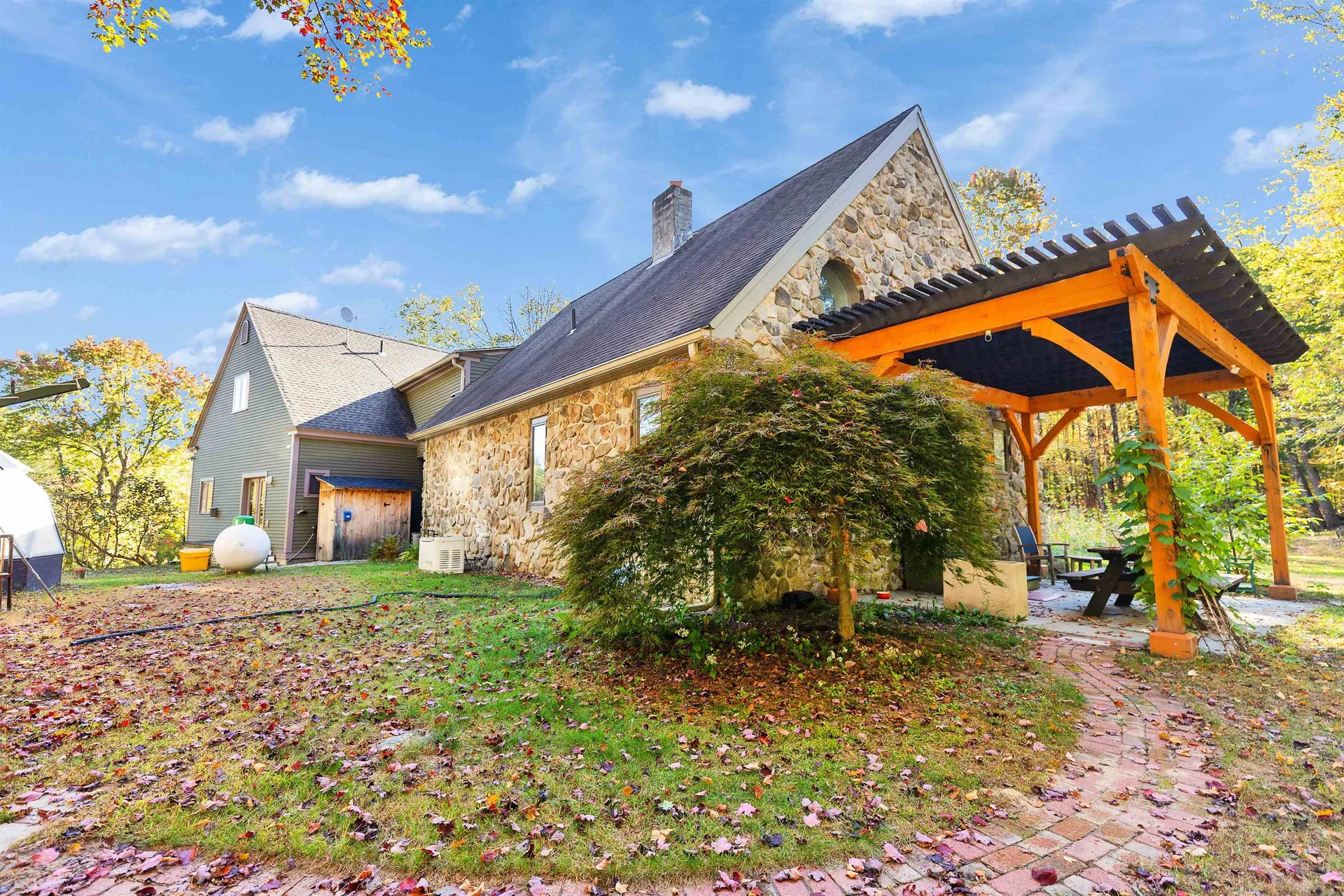 6 Mottau Drive Lyndeborough NH 03082