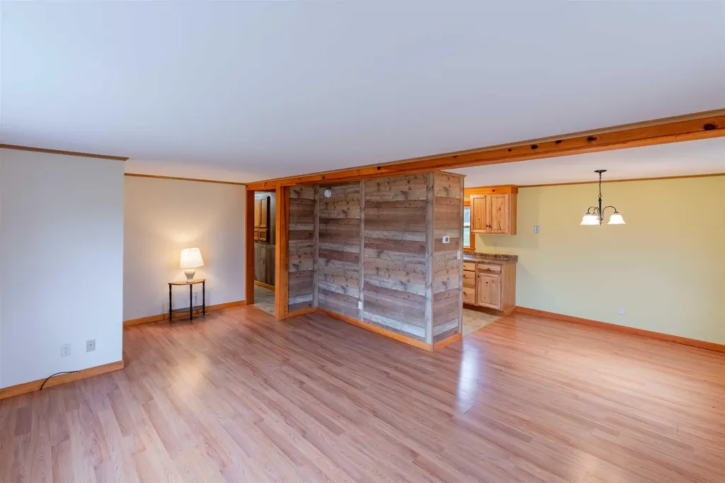 2276 County Road Haverhill NH 03774