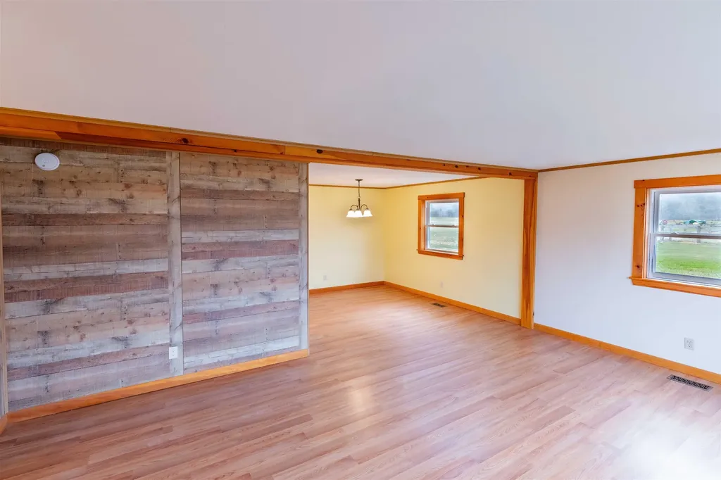 2276 County Road Haverhill NH 03774